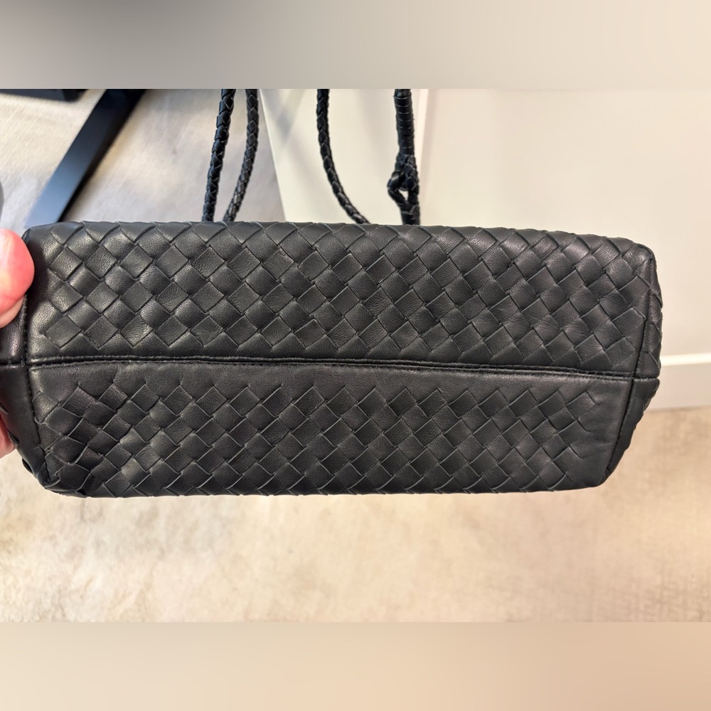 Quince Large Italian Leather Handwoven Satchel in Black EUC - Picture 5 of 9